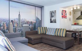 Modern Apartment Dlouha